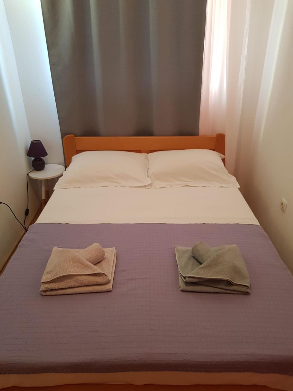 Apartmani Dekovic Primošten Zewnętrze zdjęcie